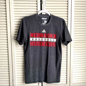 Nebraska Huskers Baseball Tee Shirt Small Dark Gray Adidas Aeroknit